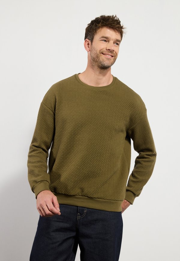 Pier One by Zalando