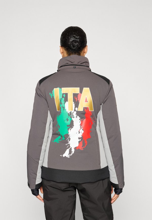 EA7 Emporio Armani