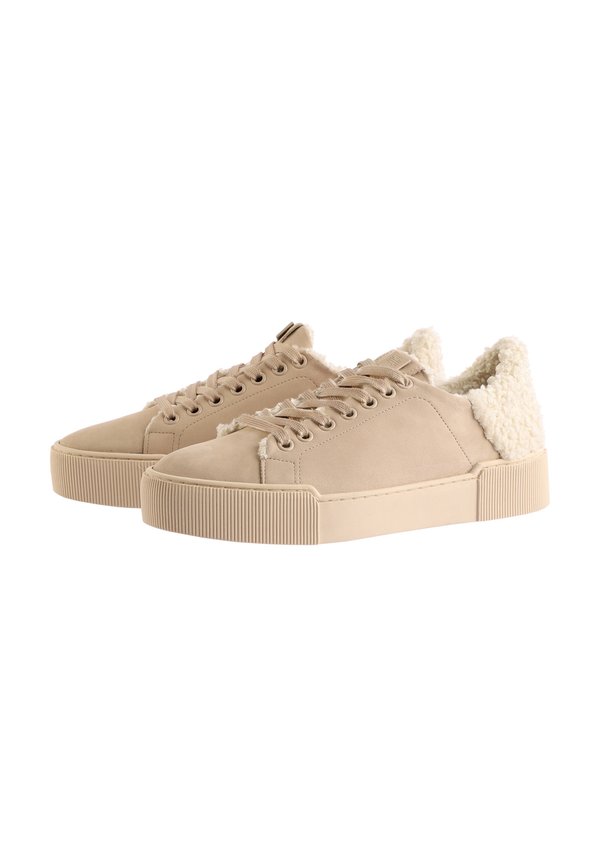 Högl SNEAKER FLUFFY