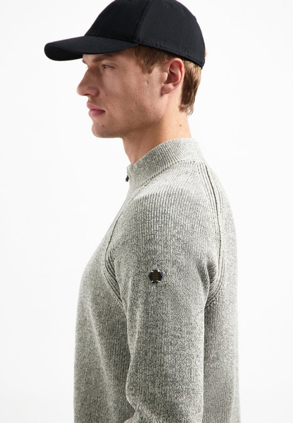 NO EXCESS HALF-ZIP