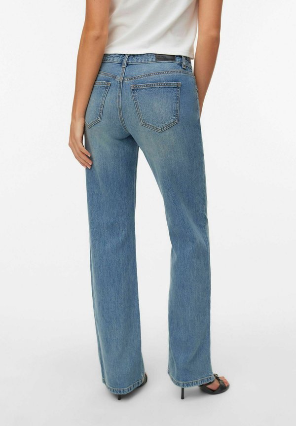 Vero Moda Flared fit VMASTA low rise bootcut