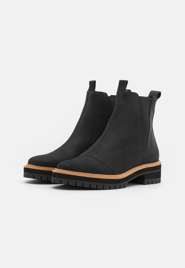 TOMS DAKOTA