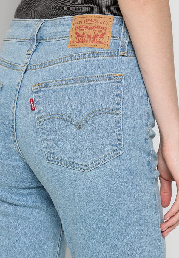 Levi's® 721 HIGH RISE SKINNY