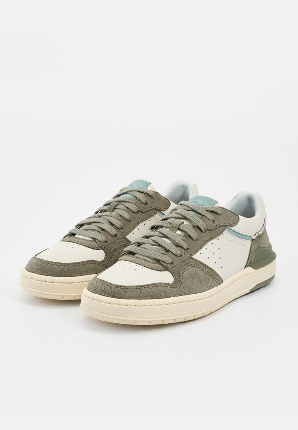 Clarks COURT LITE 2