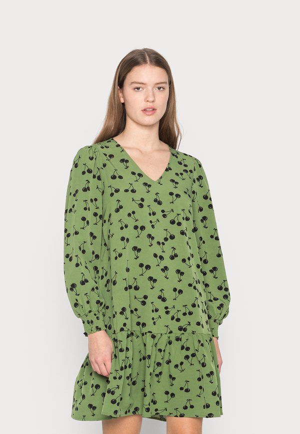 Vero Moda VMBILLI CHERRY V NECK