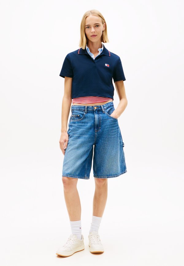 Tommy Jeans TOMMY BADGE BOXY FIT CROPPED POLO SHIRT