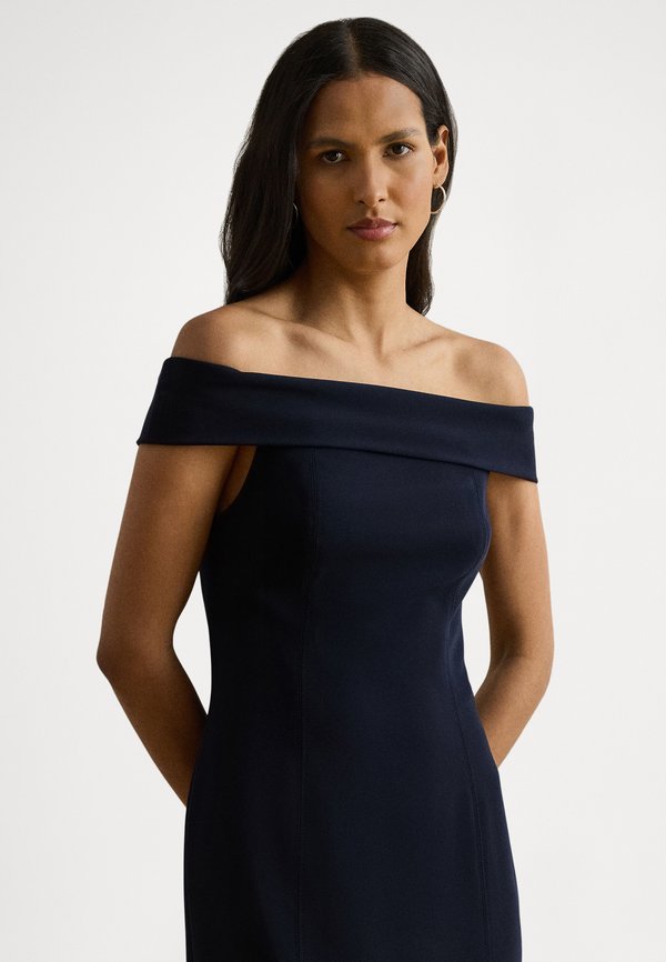 Lauren Ralph Lauren CREPE OFF-THE-SHOULDER GOWN