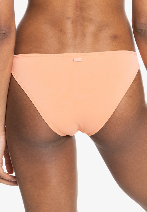 Roxy CLASSICS BOT