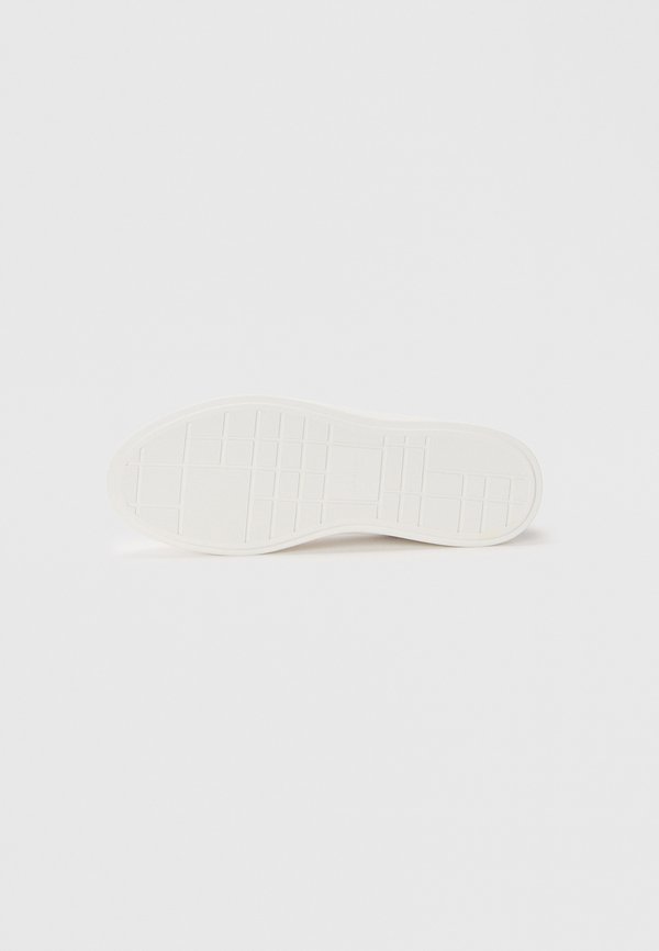 Calvin Klein PRO CUP