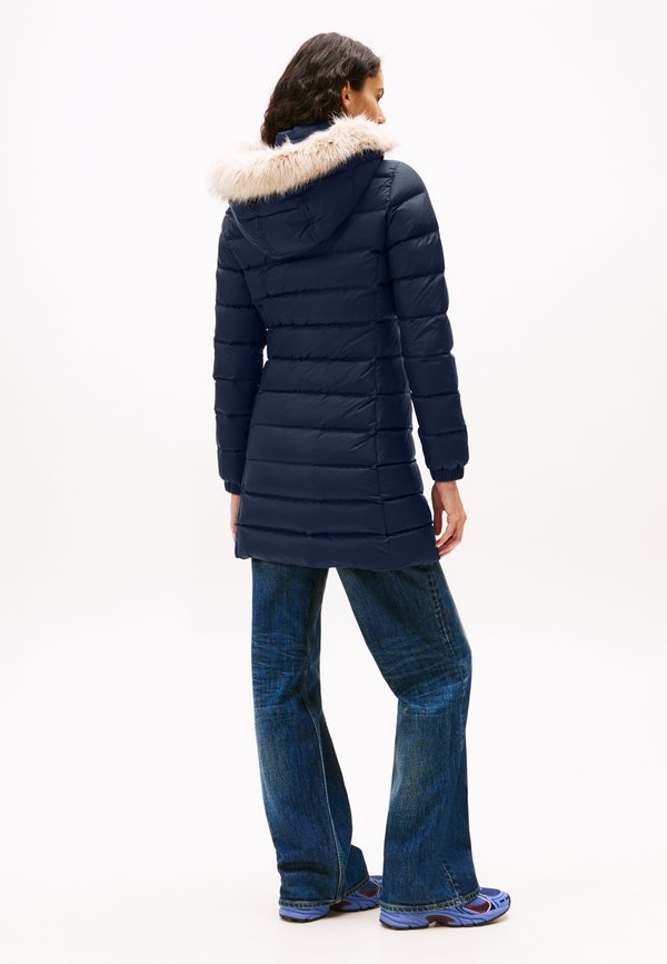 Tommy Jeans ESSENTIAL