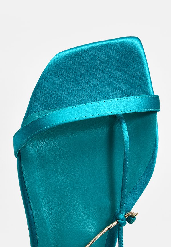 Jimmy Choo ORIANA