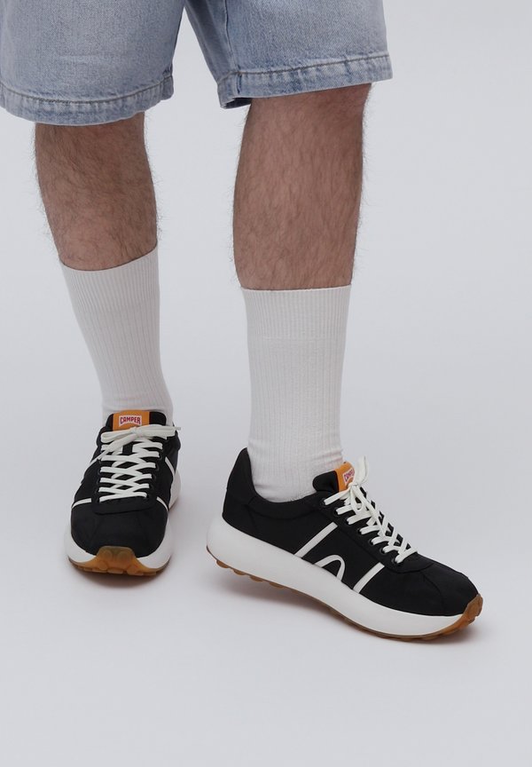 Camper PELOTAS ATHENS