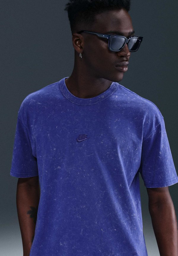 Nike Sportswear