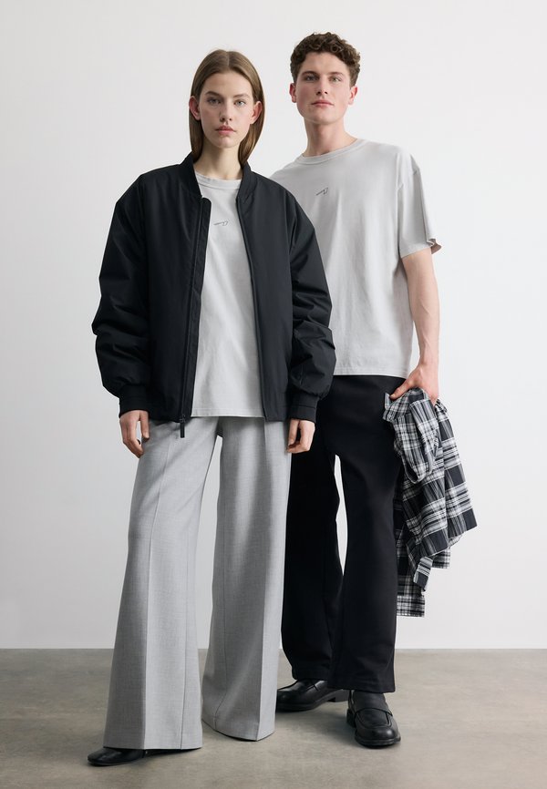 ARKK Copenhagen BOXY TEE UNISEX