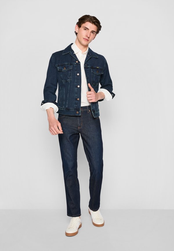 Wrangler TEXAS SLIM STRAIGHT