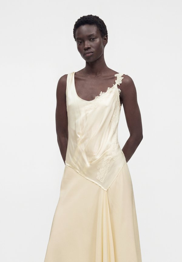 Victoria Beckham ASYMMETRIC DETAIL DRESS