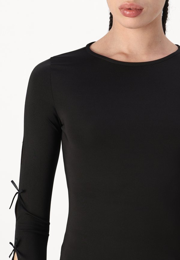 Pieces PCSELINA O-NECK BOW