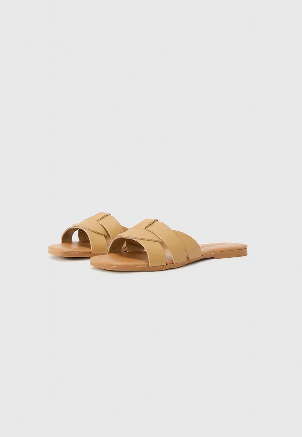 Steve Madden CHARITEE