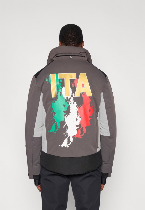 EA7 Emporio Armani
