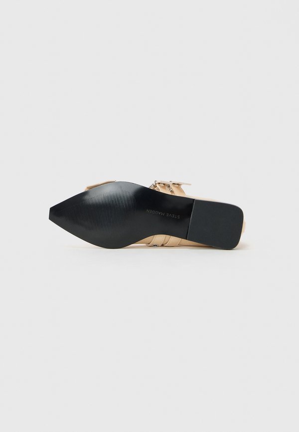 Steve Madden GRANDER