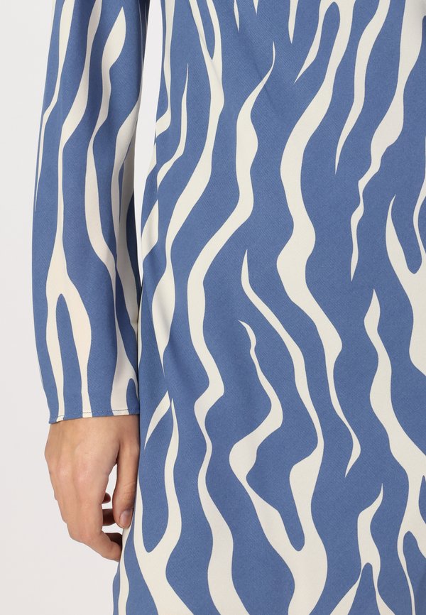 Abercrombie & Fitch Long sleeve slip mini dress