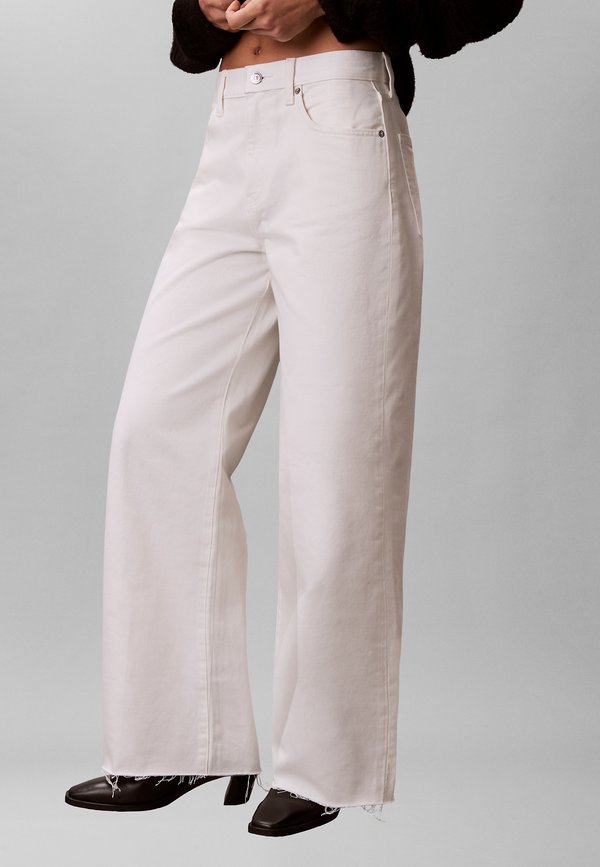Calvin Klein Jeans Wide Leg - chalk white