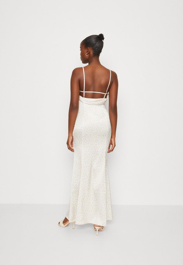 NA-KD PHIAKA X NA-KD MERMAID MAXI DRESS