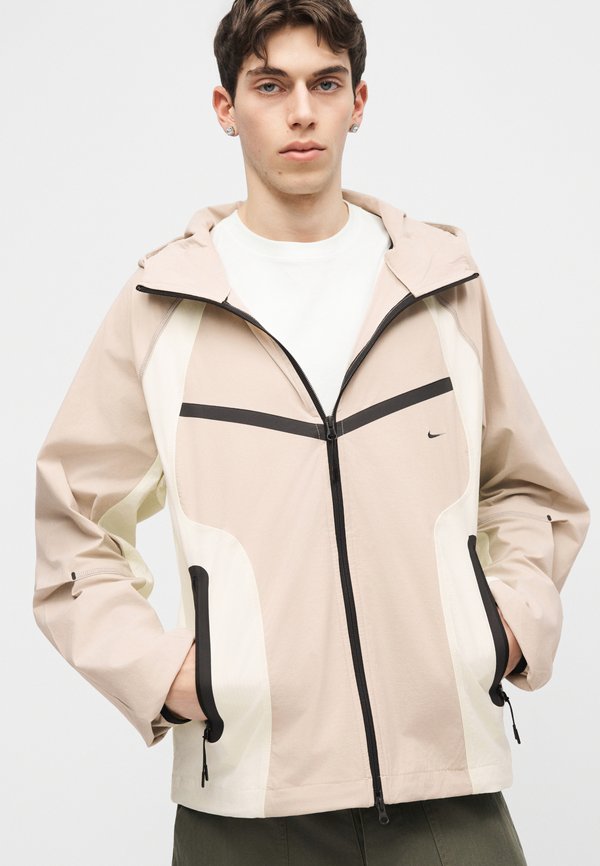 Nike Sportswear
