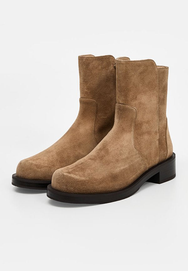 Stuart Weitzman 5050