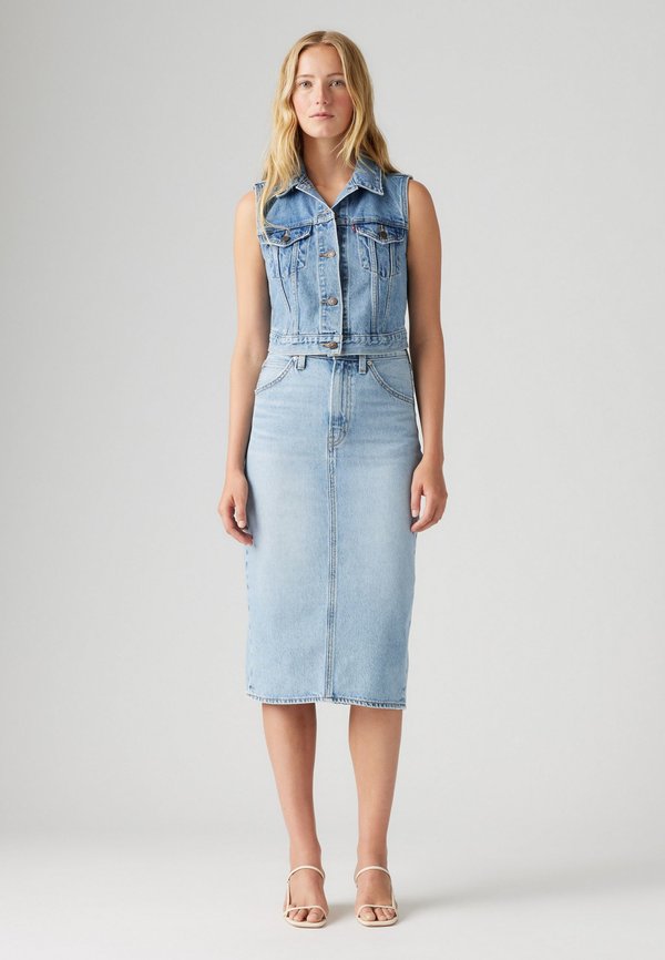 Levi's® HR BACK SLIT SKIRT