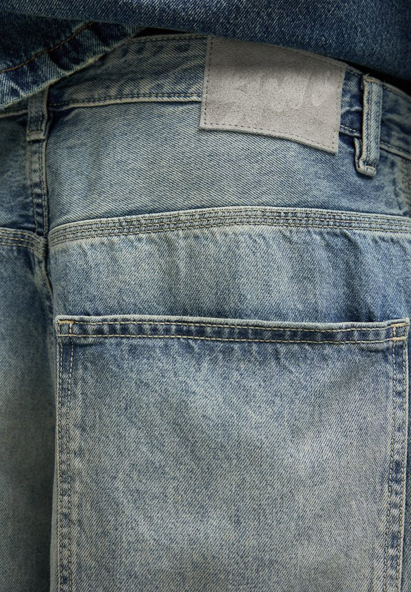 PULL&BEAR SUPPER BAGGY