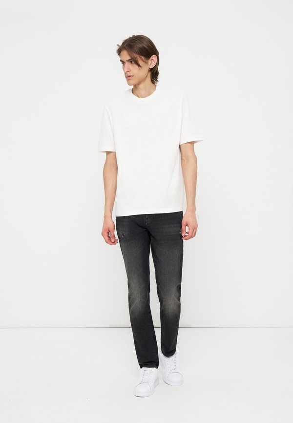 Armani Exchange