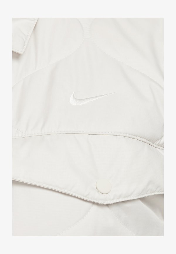 Nike Sportswear W NSW ESSNTL STD TRCH - Short coat - lt orewood brn sail