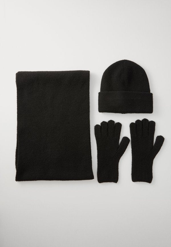 Pier One by Zalando 3 PACK SET