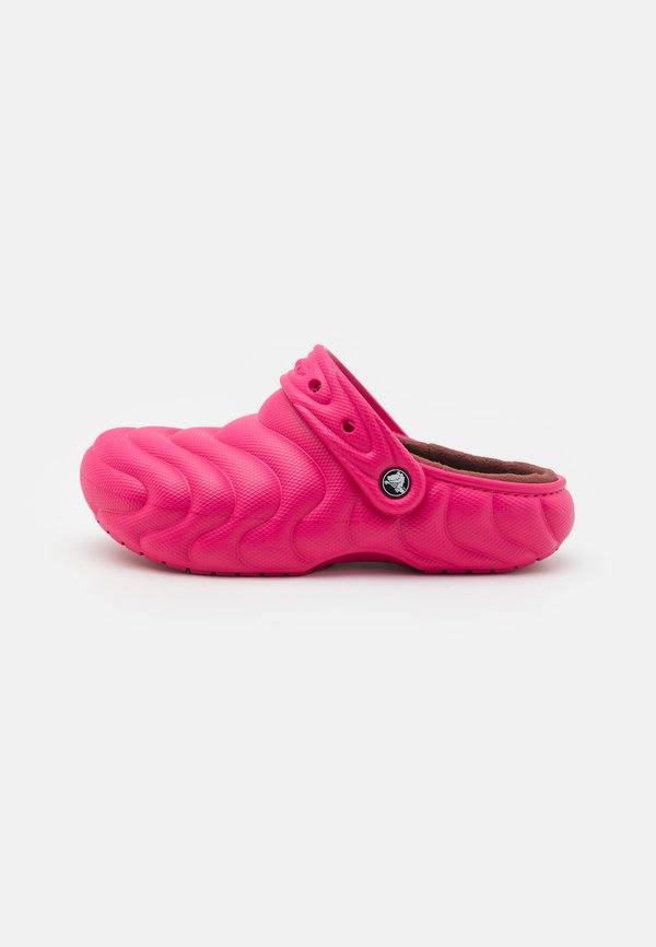 Crocs CLASSIC OVERPUFF UNISEX