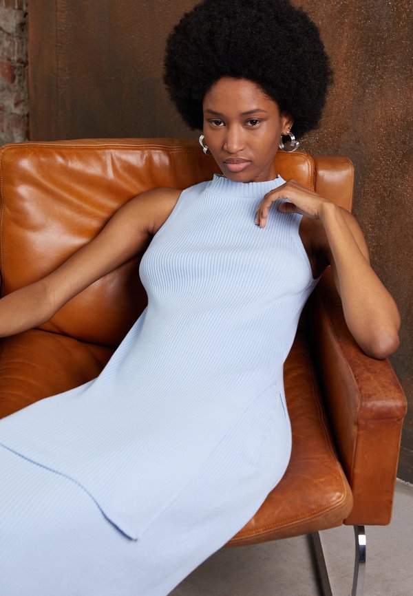 Materiel HIGH NECK