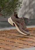 Calvin Klein HIKE RUNNER CK STRIPE REFL SU - Trainers - roasted nutmeg/nutmeg/light cashew