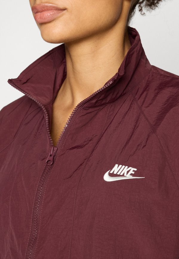 Nike Sportswear