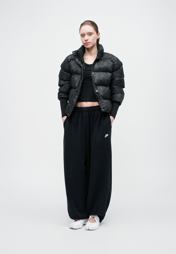 Nike Sportswear