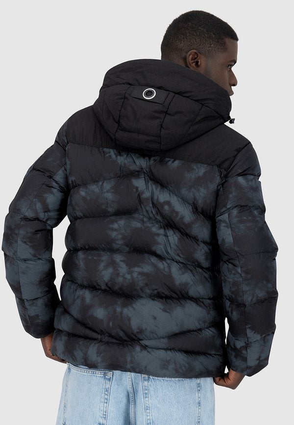 alife & kickin HENRYAK