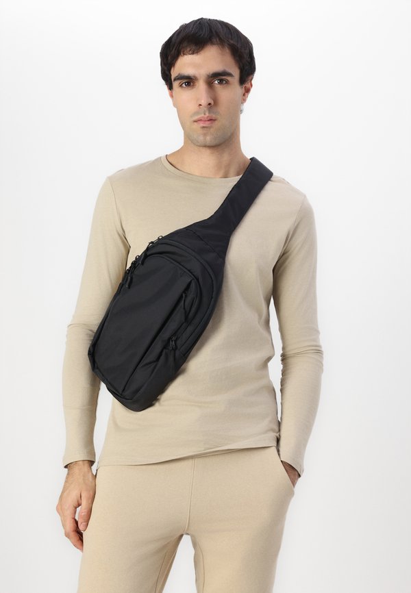 Pier One by Zalando 2 PACK