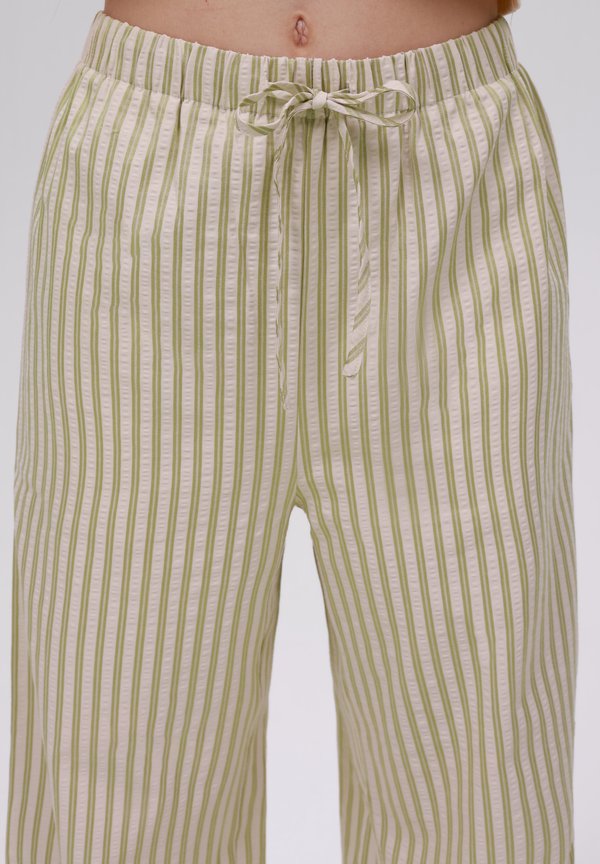 YOURTURN by Zalando UNISEX