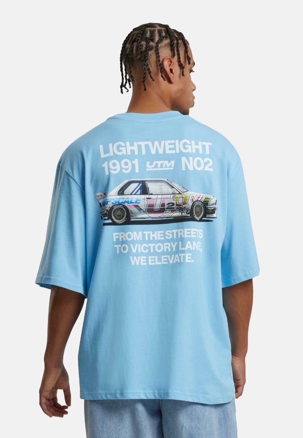 Upscale by Mister Tee MOTORSPORT HEAVY SLEEVE