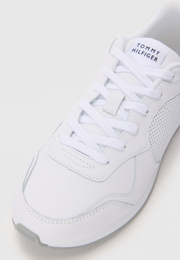 Tommy Hilfiger SIGNATURE TAPE TRAINERS WITH LEATHER