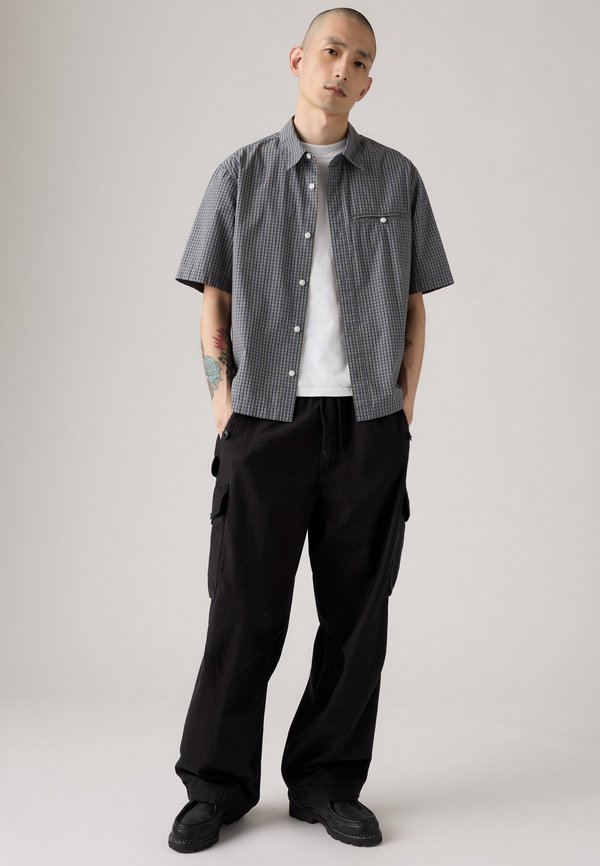 Levi's® BAGGY FIELD CARGO