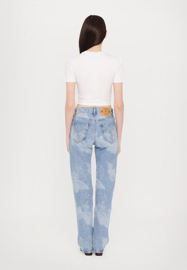 Fiorucci SPACE FOOD CROPPED
