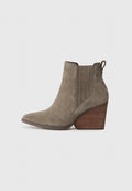 TOMS NOA