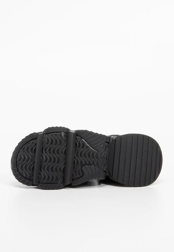Steve Madden CHIVALRY