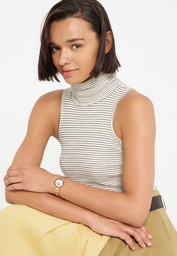 DKNY