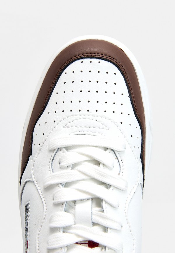 Bally JAREN